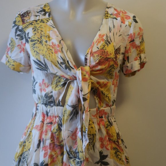 FREE PEOPLE FLORAL FRONT TIE MINI DRESS 2 * - Picture 4 of 7